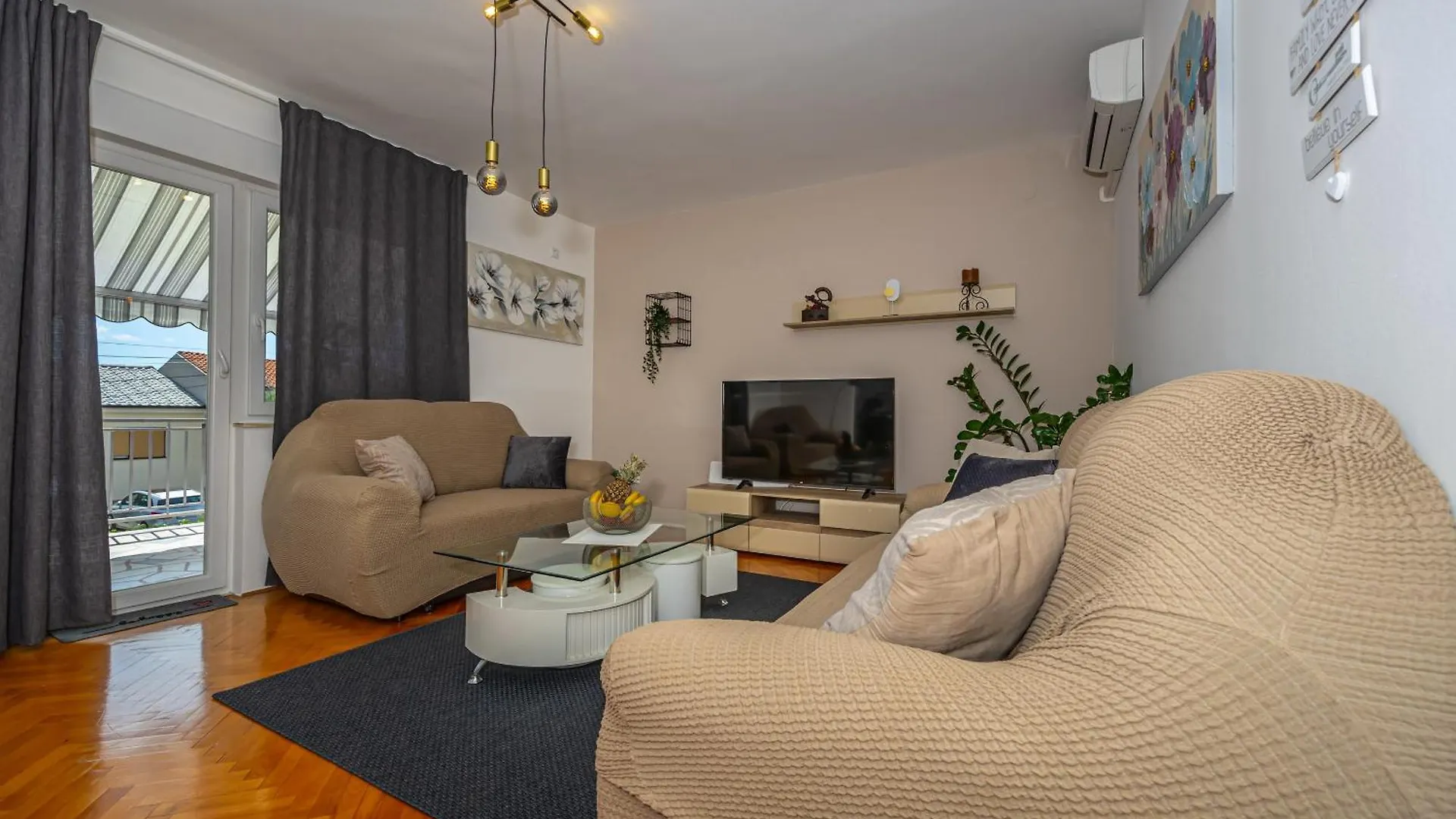 קריקווניצה Apartments Alexis 0*,  קרואטיה