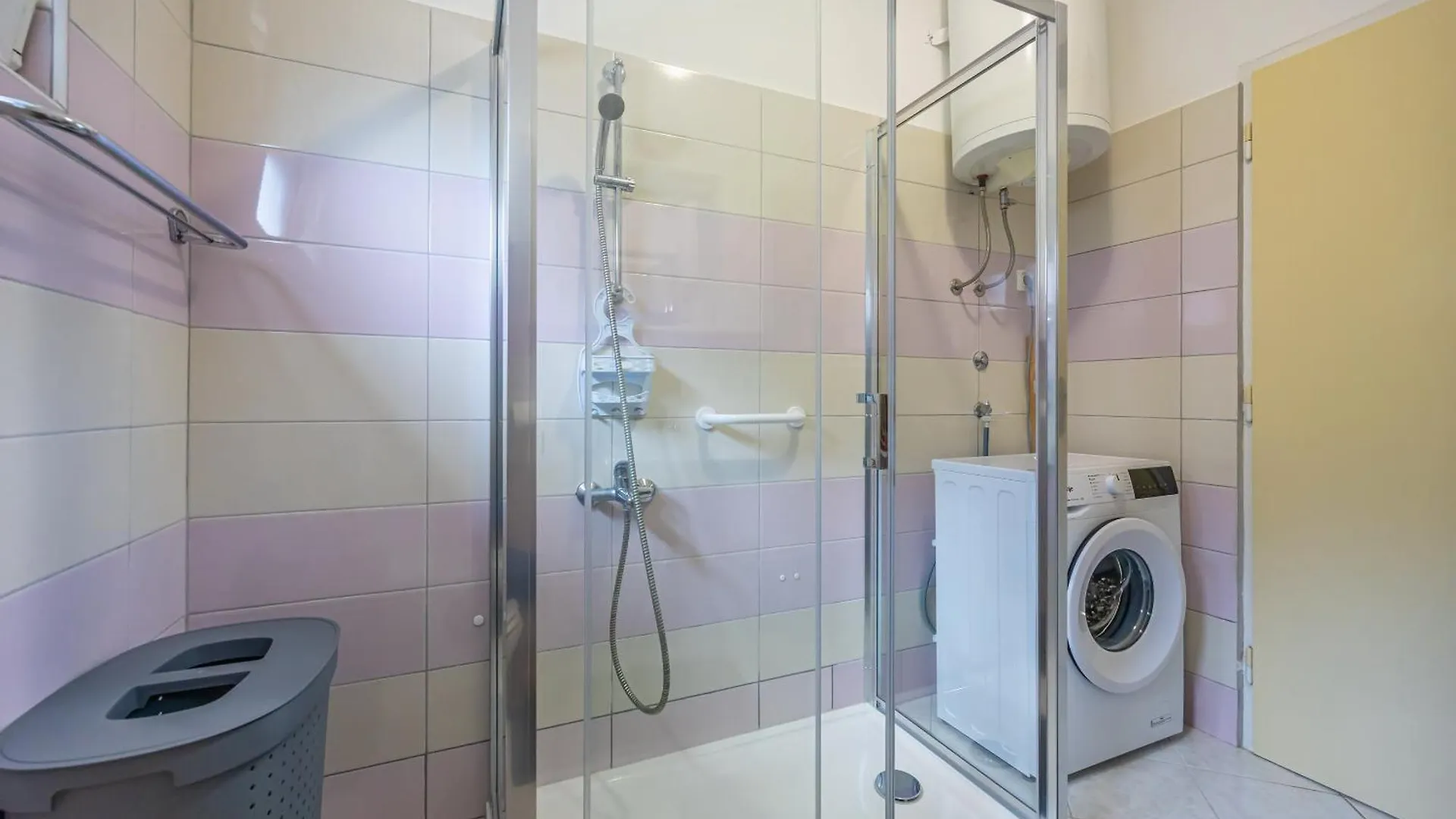קריקווניצה Apartments Alexis 0*,