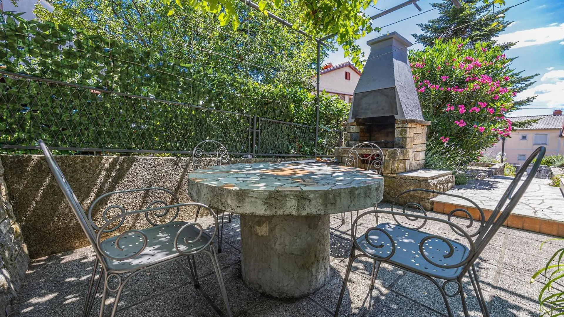 קריקווניצה Apartments Alexis